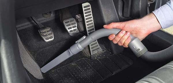 meilleur aspirateur a main auto comparatif guide d'achat