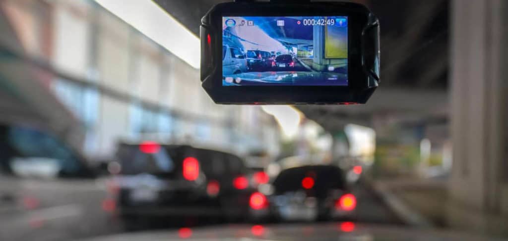 meilleure dashcam caméra tableau de bord embarquée rétroviseur voiture 2020