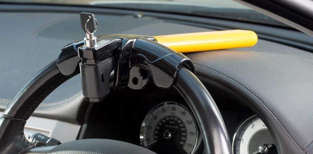 meilleure barre canne antivol bloque volant pédale levier vitesse roue comparatif guide d'achat