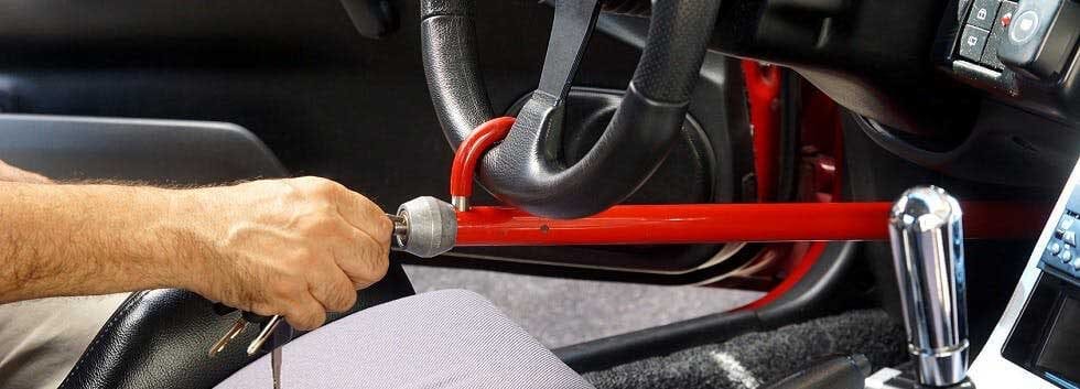 meilleure barre canne antivol bloque volant pédale levier vitesse roue comparatif guide d'achat
