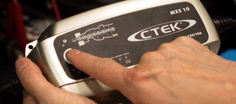 avis test essai démarreur chargeur batterie de secours CTEK MXS 10