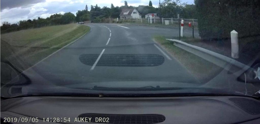 avis test essai caméra embarquée dashcam aukey DR02 D DASH