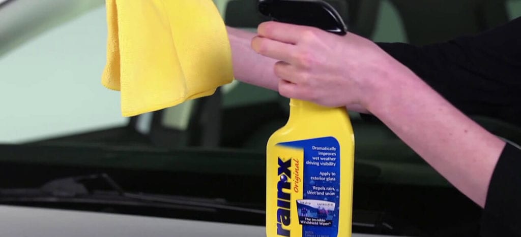 meilleur produit déperlant traitement anti pluie vitre pare brise voiture comparatif guide d'achat
