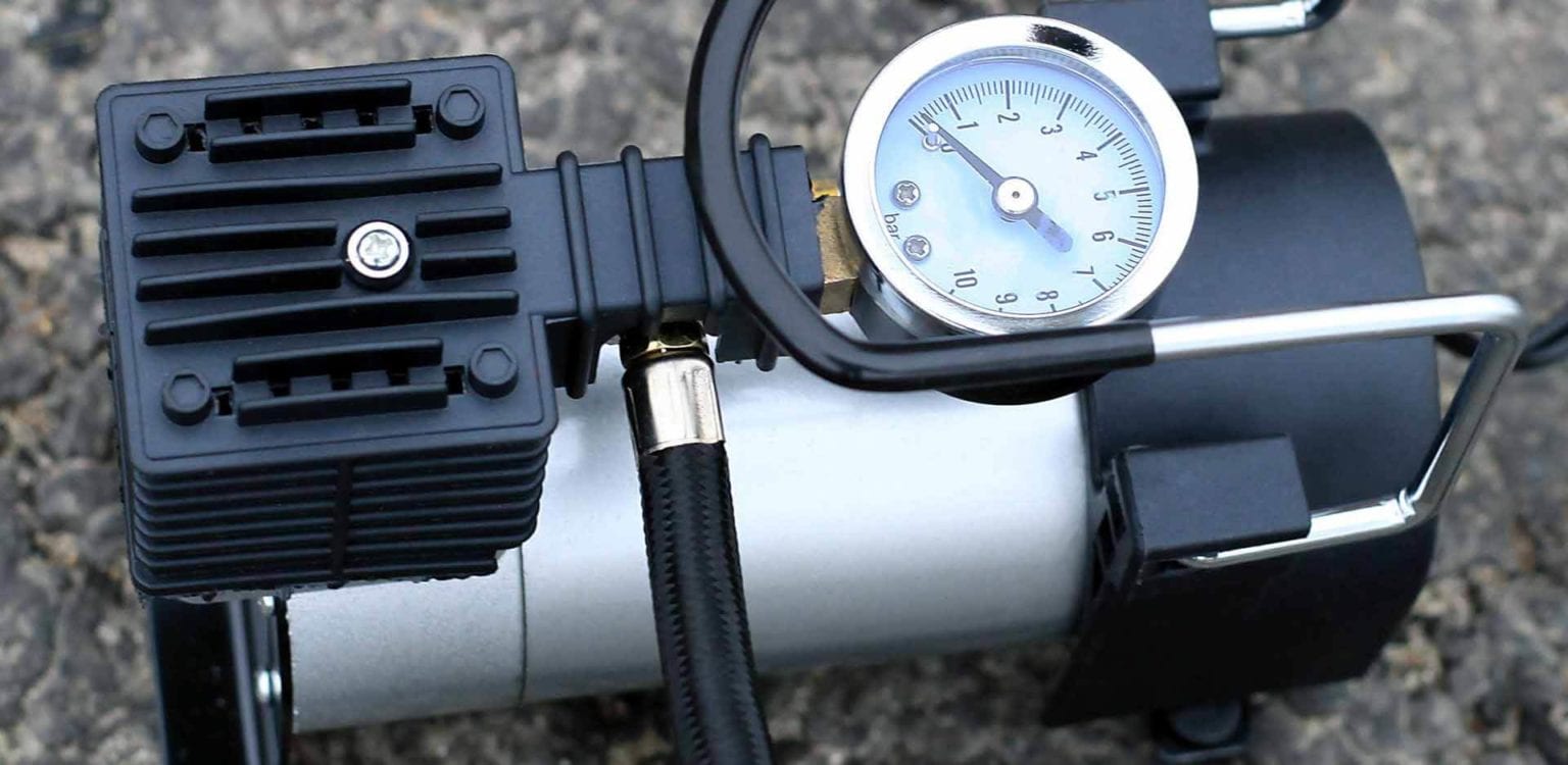 Les meilleurs compresseurs d'air portatif 12V ! Avis d'un Pro