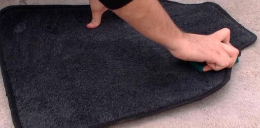 meilleur nettoyant produit tapis moquettes tissus