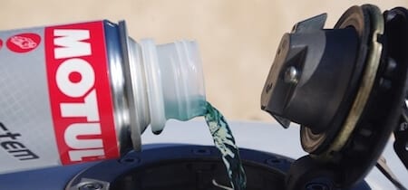 meilleur additif moto carburateur hivernage nettoyant