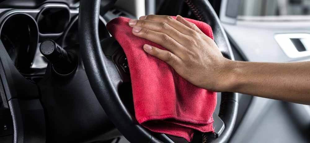 comment rénover nettoyer plastique intérieur extérieur voiture