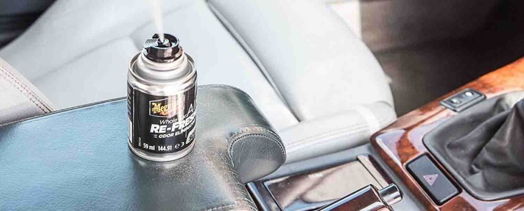 meilleur destructeur éliminateur odeur voiture