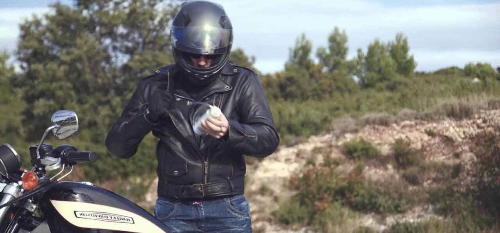meilleure bombe kit anti crevaison moto scooter