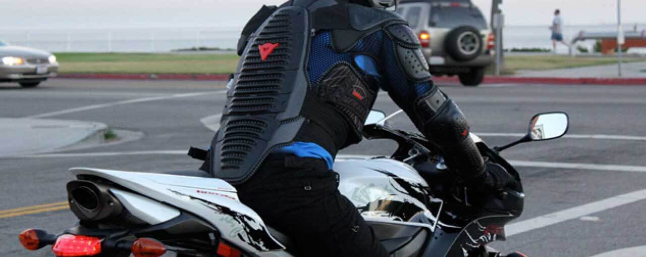 meilleure protection dorsale moto