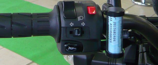 meilleur support porte vignette assurance moto deux roues