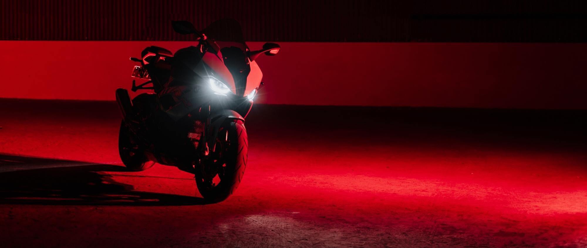 Ampoule led rouge 12V veilleuse auto moto scooter quad 